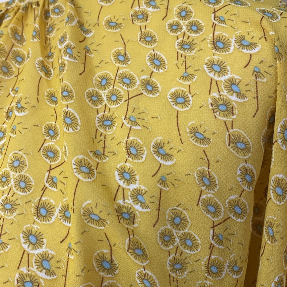 ONLY Slit back Floral Print Blouse - Picture 2 of 6